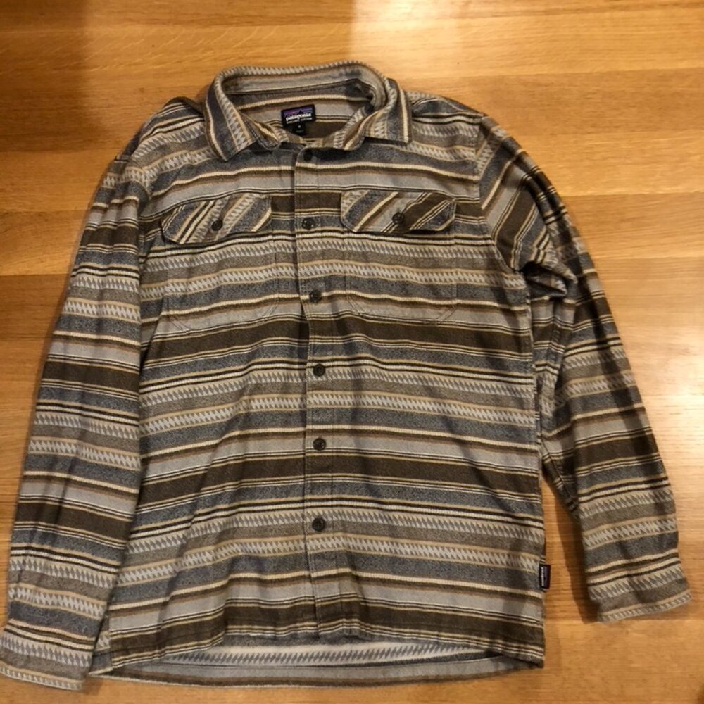 Patagonia Organic Cotton Button Up